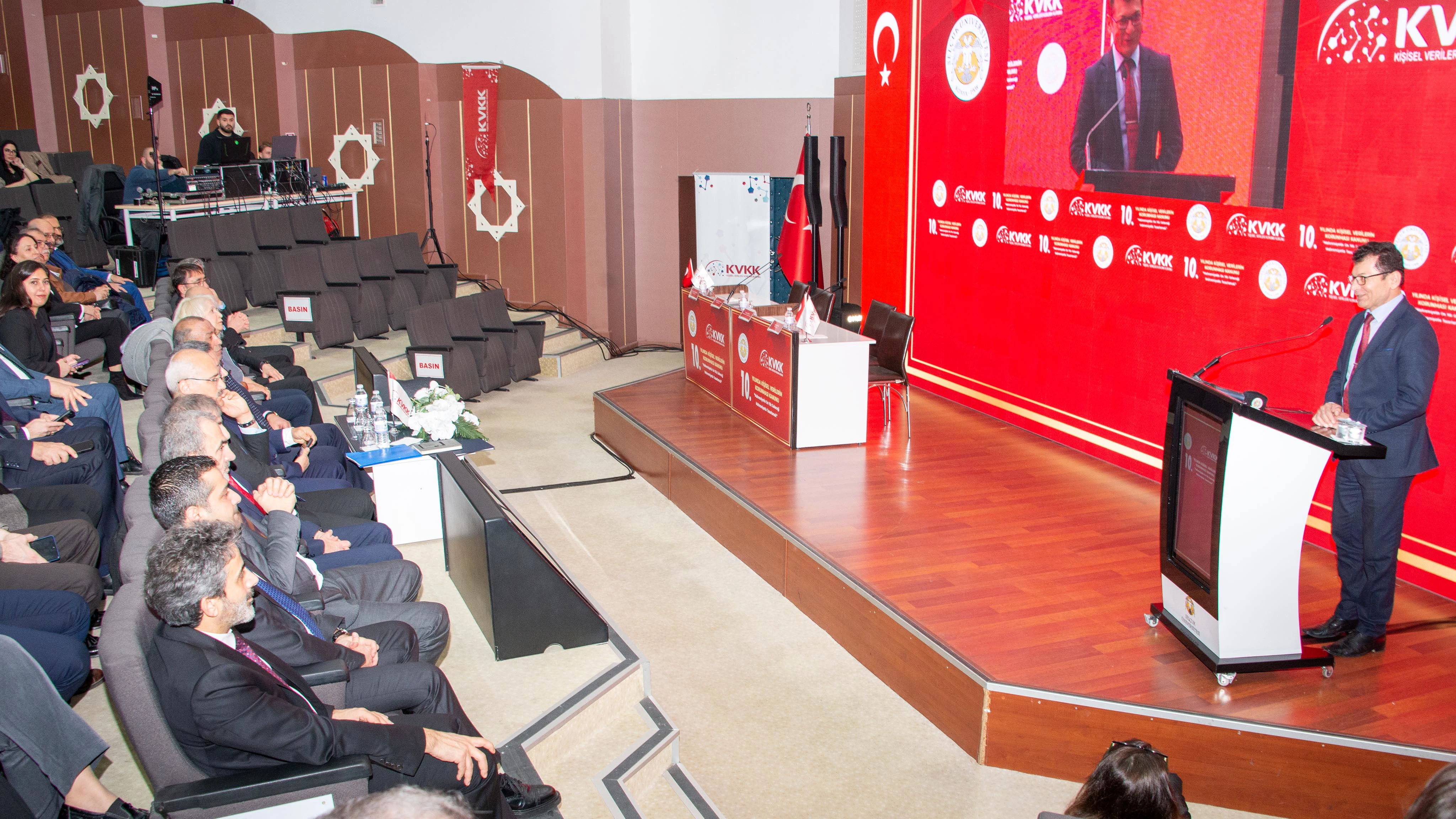 KVKK’nin 10 yılı, Selçuk Üniversitesinde değerlendirildi